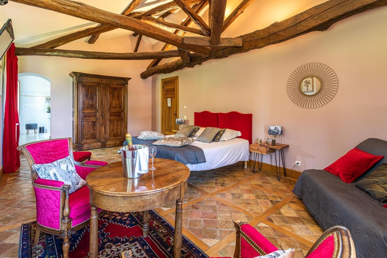 Domaine De La Ruisseliere Hotel Lacenas Bagian luar foto
