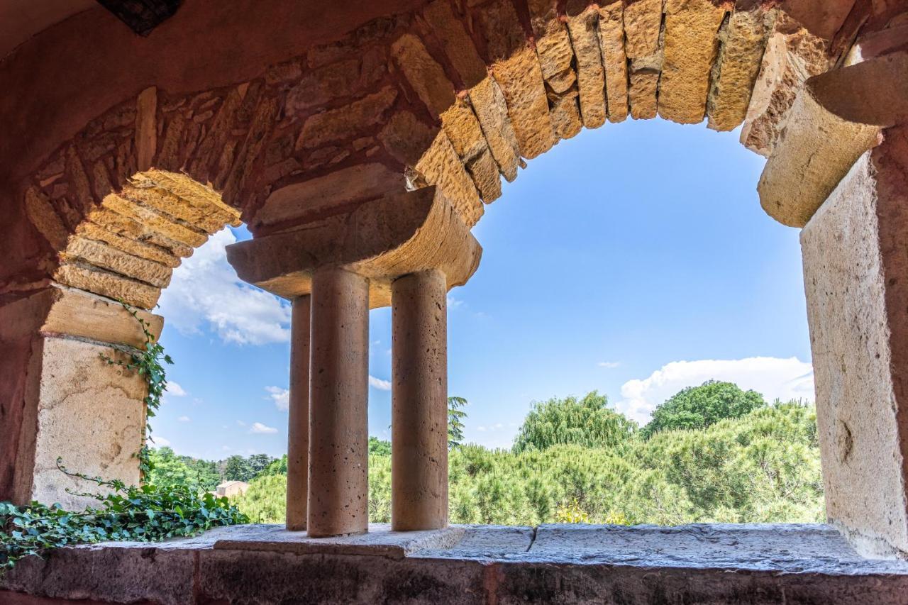 Domaine De La Ruisseliere Hotel Lacenas Bagian luar foto