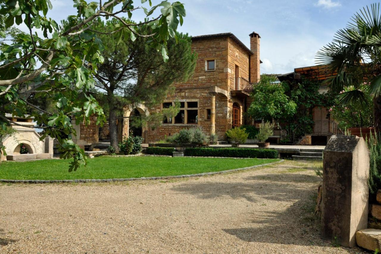 Domaine De La Ruisseliere Hotel Lacenas Bagian luar foto