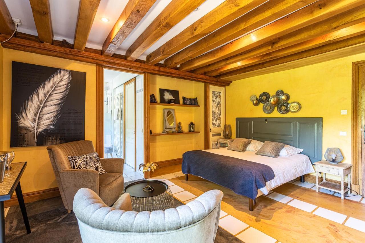 Domaine De La Ruisseliere Hotel Lacenas Bagian luar foto