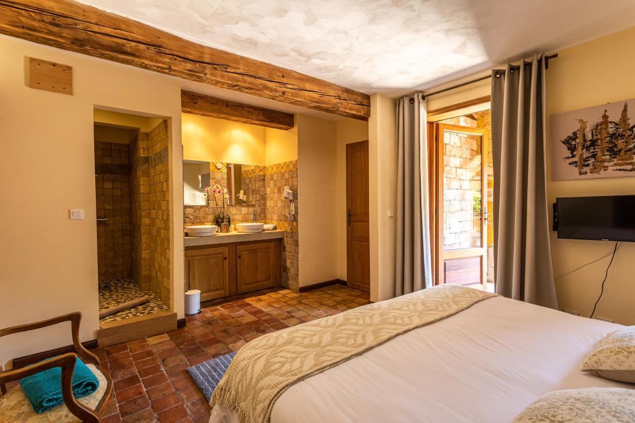 Domaine De La Ruisseliere Hotel Lacenas Bagian luar foto