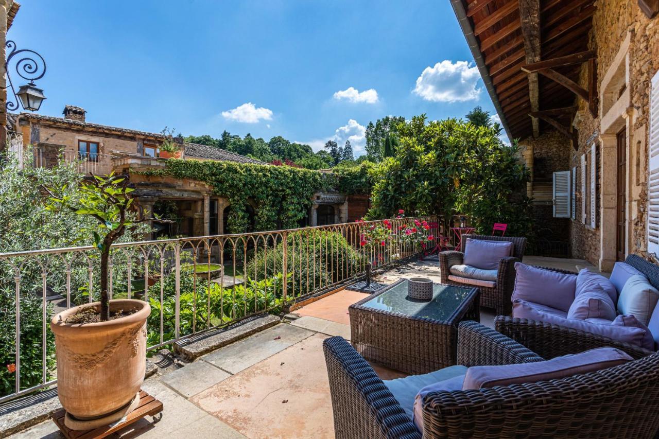 Domaine De La Ruisseliere Hotel Lacenas Bagian luar foto