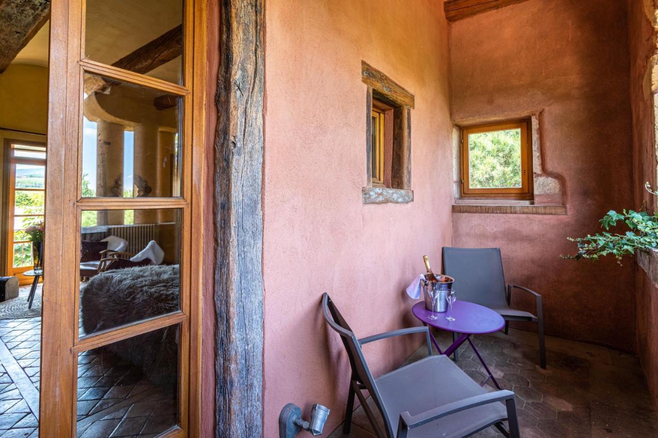 Domaine De La Ruisseliere Hotel Lacenas Bagian luar foto